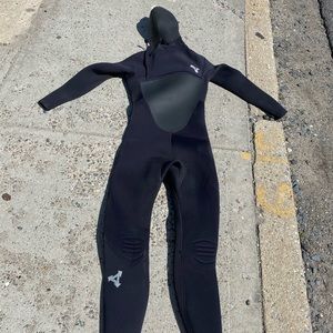 Xcel Wetsuit 4/3 with Hood